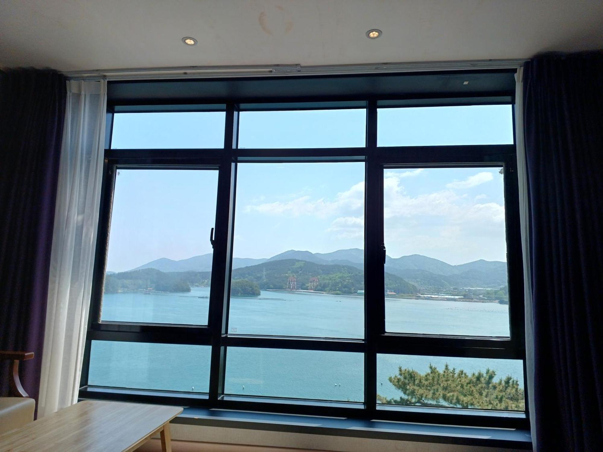 Tongyeong Bridge Hotel Экстерьер фото